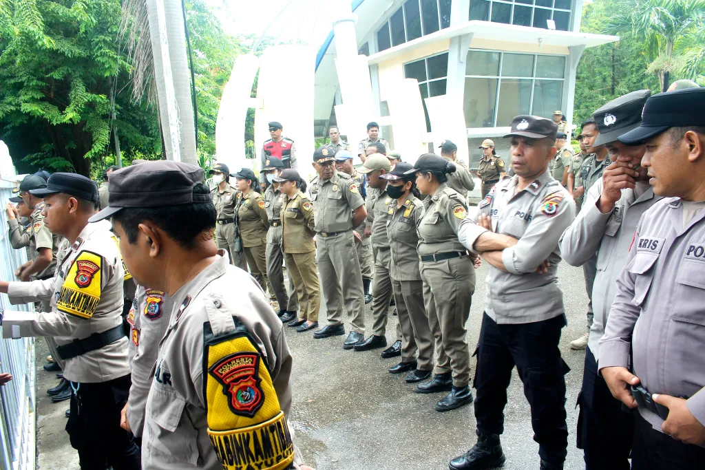 Aksi Unjuk Rasa Terkait Pendidikan di NTT
