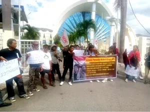Aksi Tuntutan Pembatalan kasasi JPU Rote Ndao terhadap putusan bebas murni Erasmus Frans Mandato