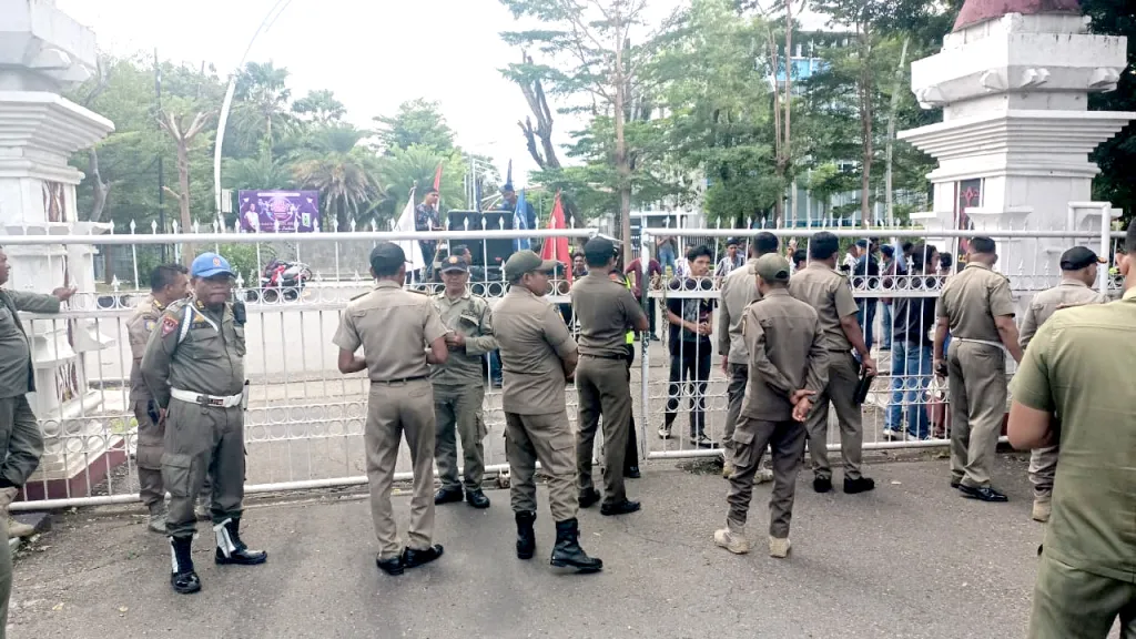 Aksi Tolak kenaikan harga dan langkahnya Gas LPG